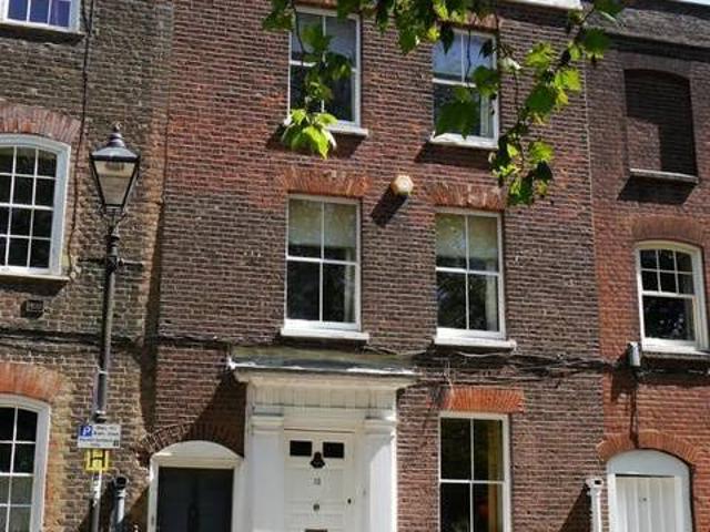 House for sale in City of London, Greater London