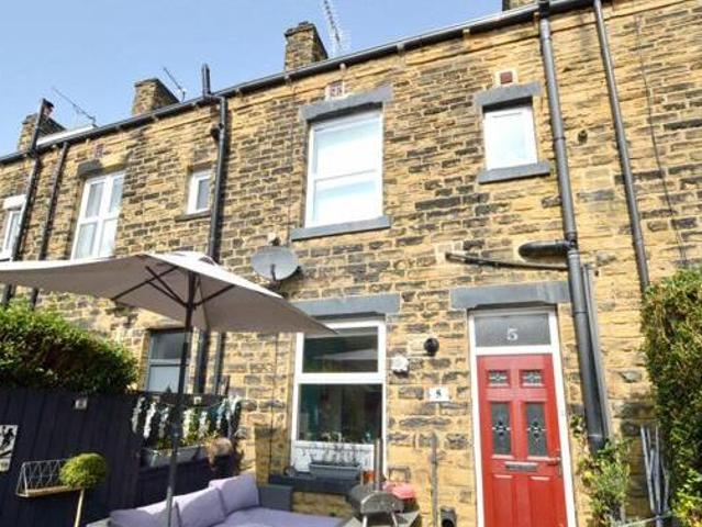 House for sale in Pudsey, West Yorkshire