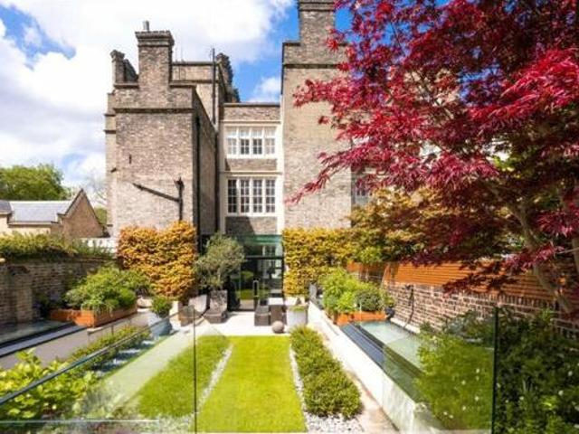 House for sale in Lyons, Greater London