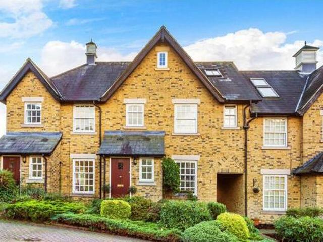 House for sale in Red Hill, Surrey