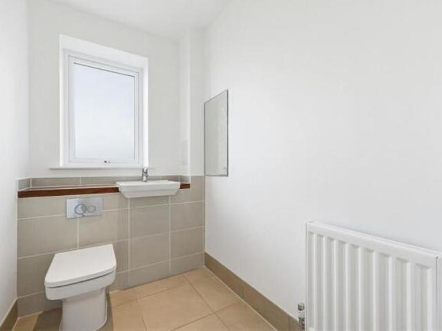 Cottage for sale in Brentford End, Greater London