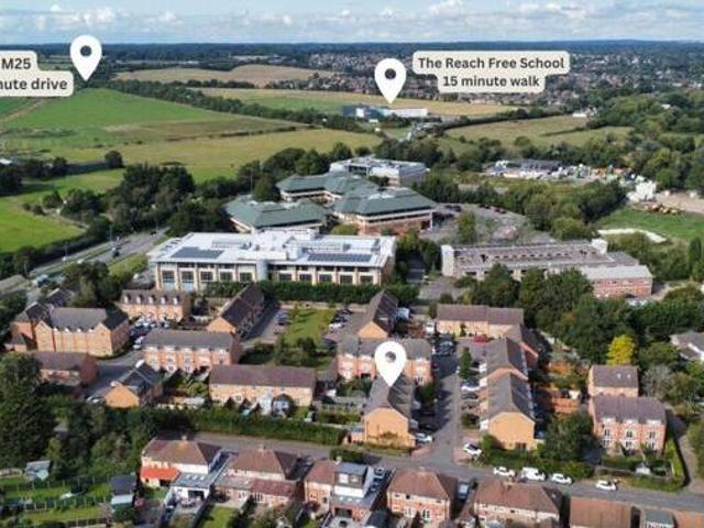 House for sale in Batchworth, Hertfordshire