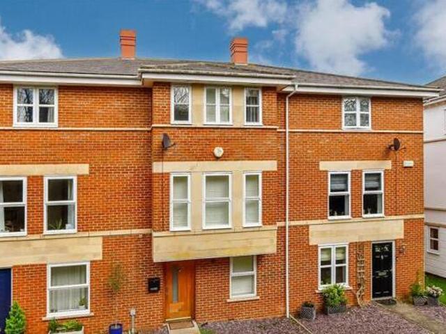 House for sale in Rochester, Kent