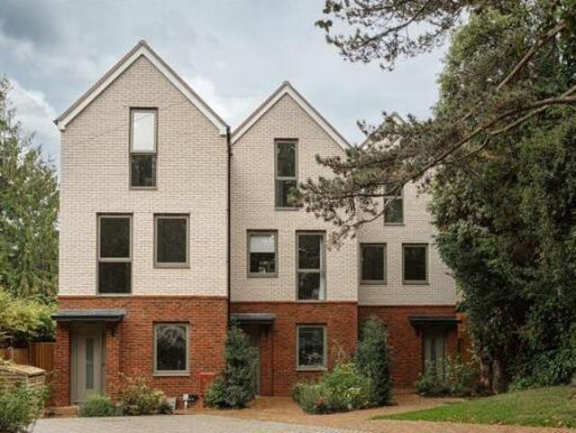 House for sale in Surrey