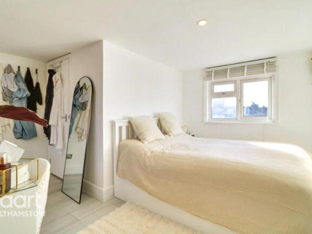 Cottage for sale in Walthamstow, Greater London