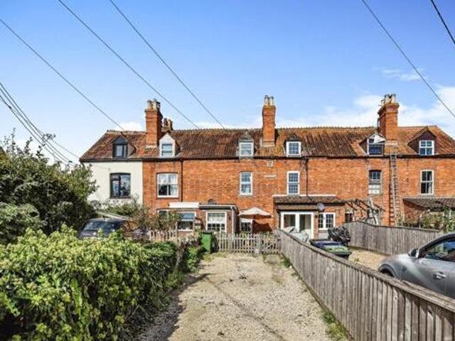 House for sale in Devizes, Wiltshire