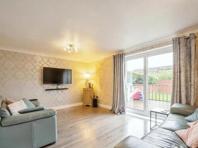 House for sale in Halton