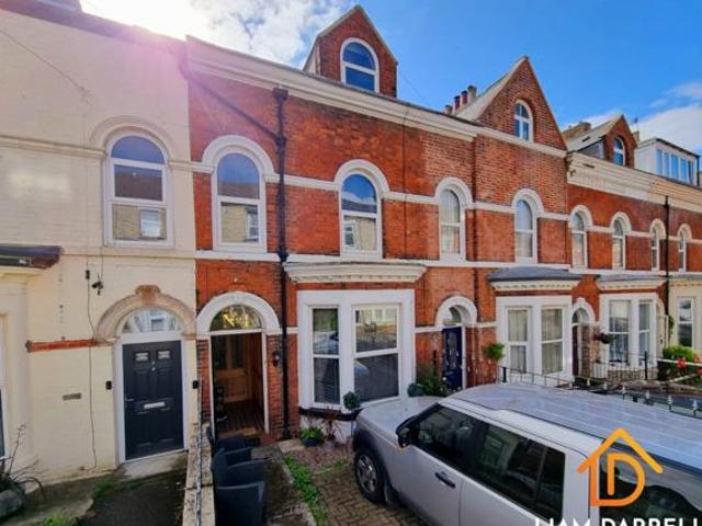 House for sale in Falsgrave, Kepwick