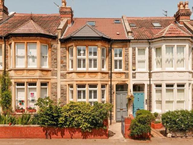 Cottage for sale
