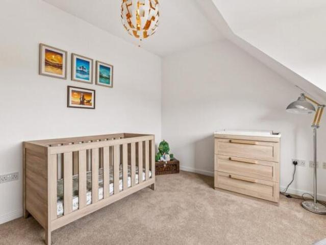 Cottage for sale in Clarkston, Scotland