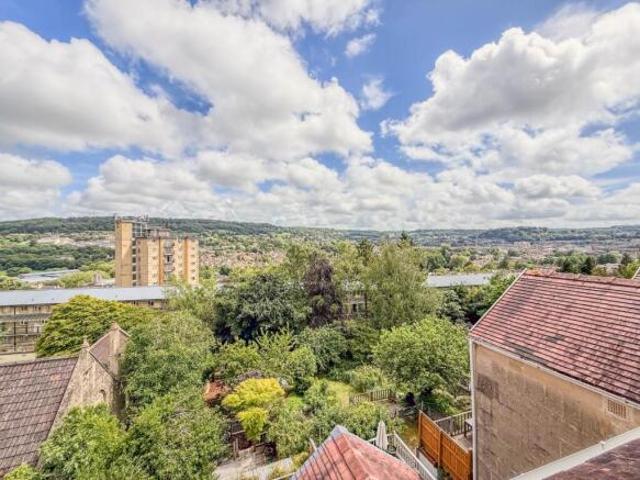 Cottage for sale in Walcot, Bath