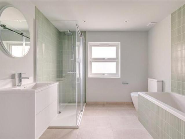 Cottage for sale in Leyton, Greater London
