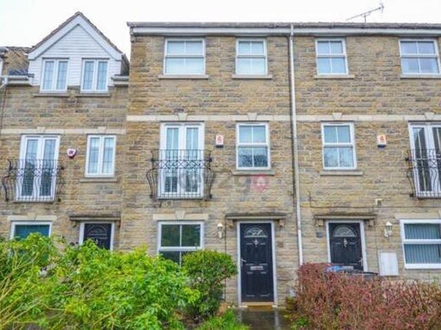 House for sale in Normanton Spring, South Yorkshire