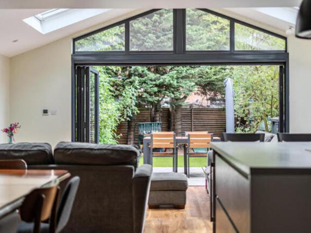 Cottage for sale in London Borough of Merton, Greater London