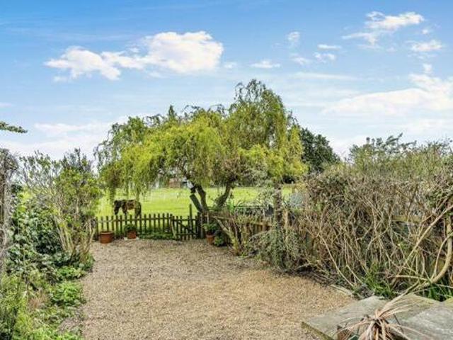 House for sale in Oad Street, Kent