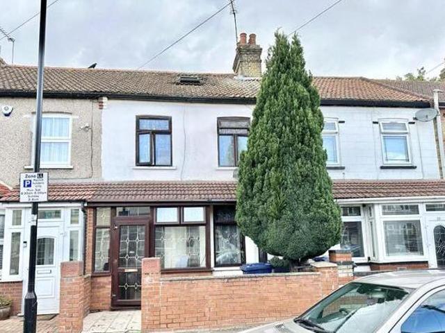 House for sale in Southall, Greater London