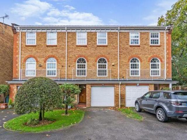 House for sale in Barton Stacey, Hampshire