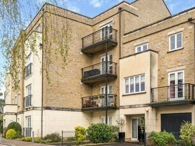 House for sale in Barton Stacey, Hampshire