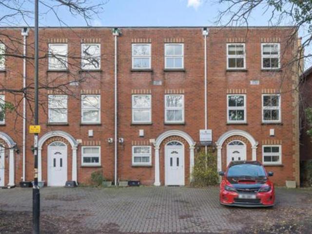 House for sale in Barton Stacey, Hampshire