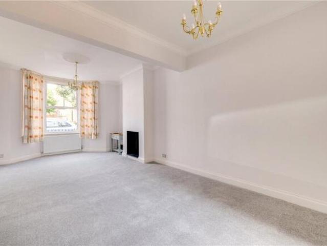 Cottage for sale in Cat Hill