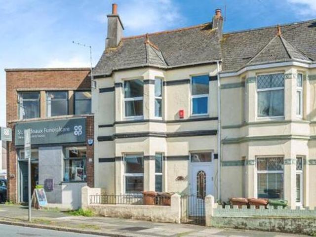 House for sale in Follaton, Strode