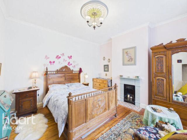 Cottage for sale in Boultham, Brayford