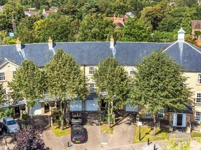 House for sale in Waterside, Oxford