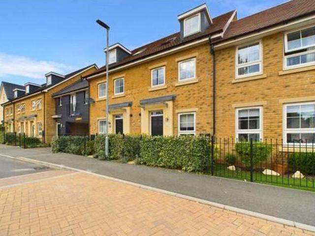 House for sale in Lyons, Greater London