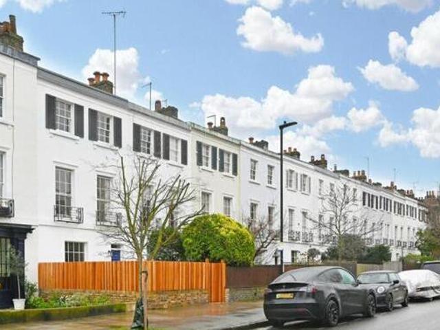 House for sale in Lyons, Greater London
