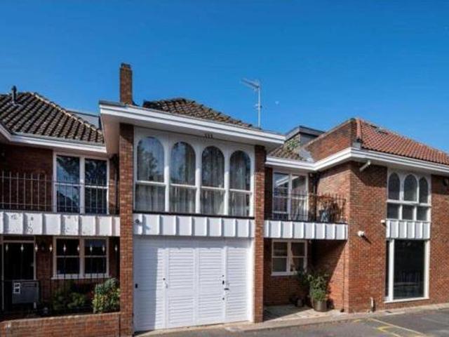 House for sale in Lyons, Greater London