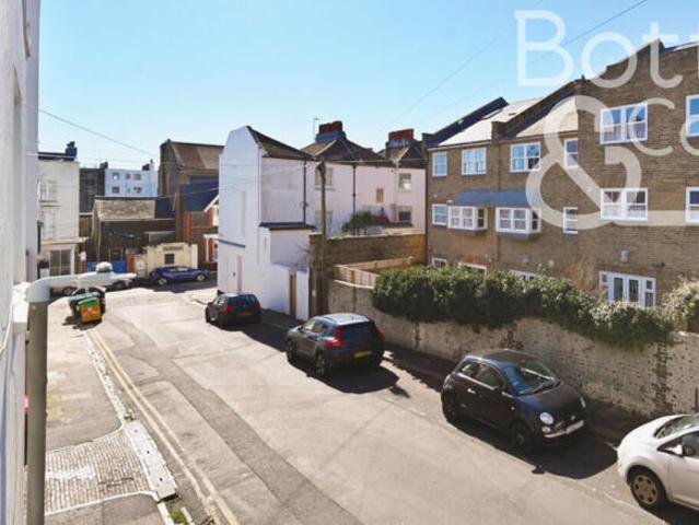 Cottage for sale in Brighton & Hove