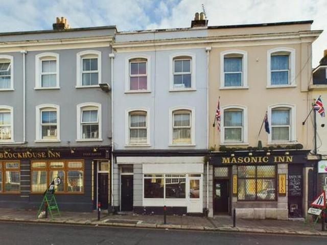 House for sale in Follaton, Strode