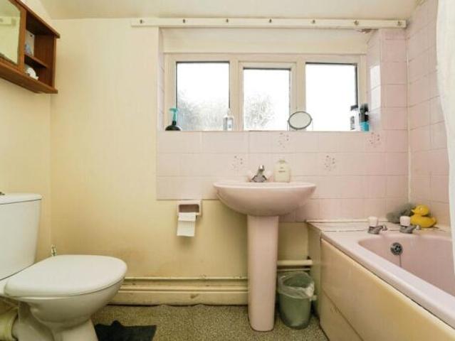 Cottage for sale in Barton, Gloucester