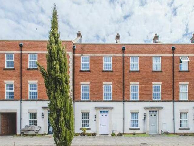 House for sale in Swindon