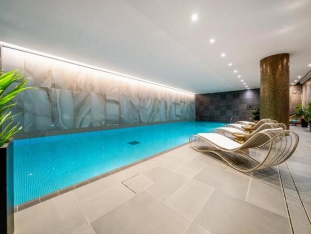Cottage for sale in Hampstead, Greater London