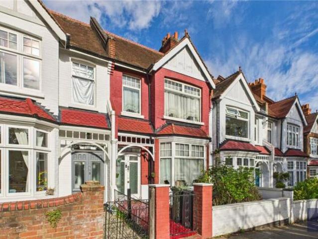 Cottage for sale in Cat Hill