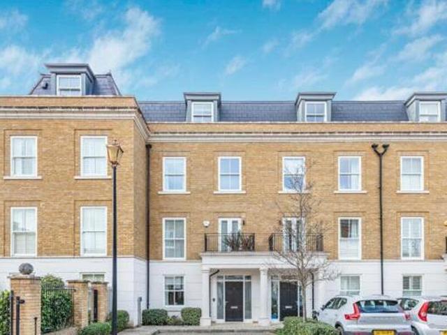 House for sale in Twickenham, Greater London