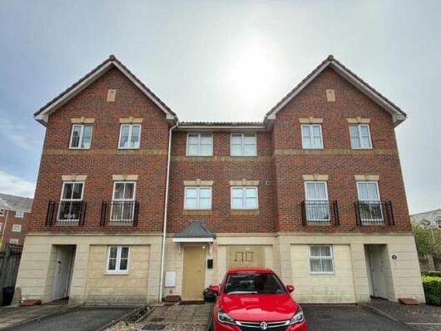 House for sale in Uxbridge, Greater London