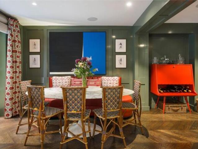 Cottage for sale in Cat Hill