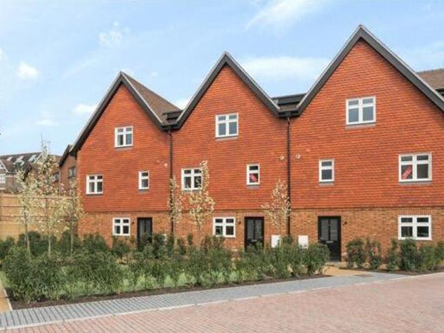 House for sale in Red Hill, Surrey