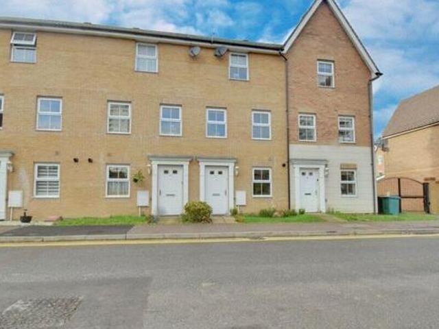 House for sale in Meriden, Watford