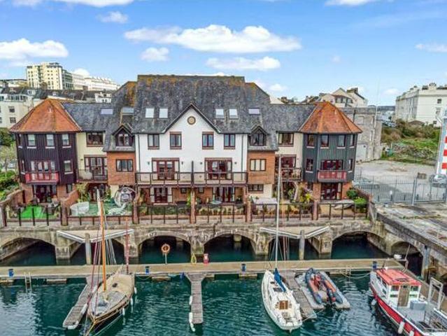 House for sale in Follaton, Strode