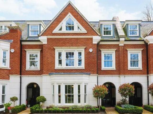 House for sale in Weybridge, Elmbridge