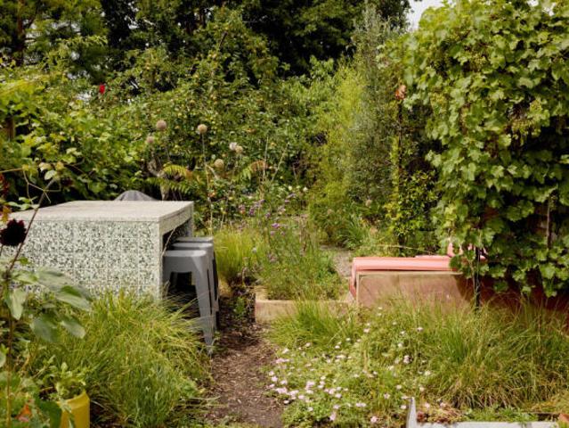 Cottage for sale in Cat Hill