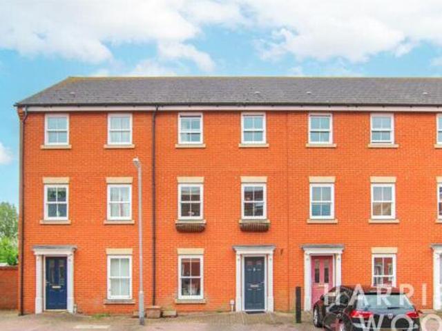 House for sale in Chipping Hill, Essex