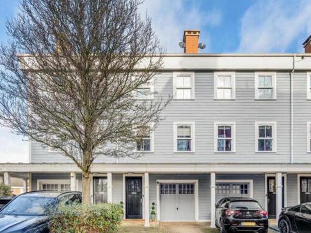 House for sale in Surrey