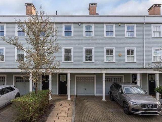 House for sale in Surrey