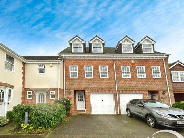 House for sale in Moulsham Green, Hart