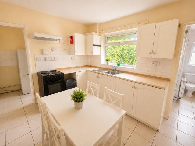 House for rent in Chesterton, Arbury