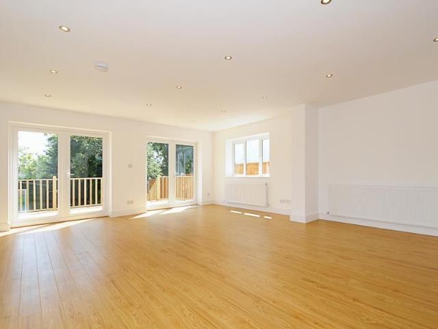 House for rent in Northwood, Greater London